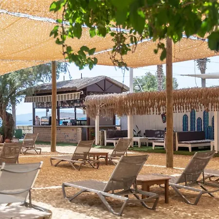 Kefi Beach&suites Hotel