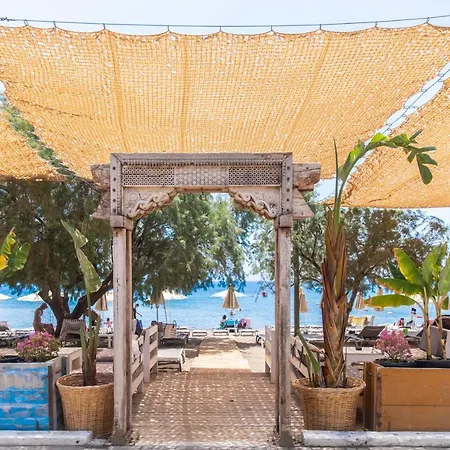 Kefi Beach&suites