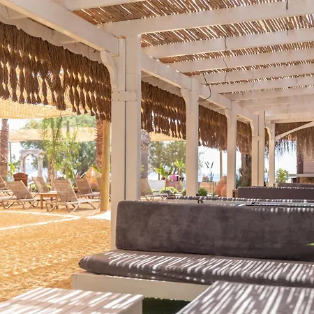 Kefi Beach&suites 3*