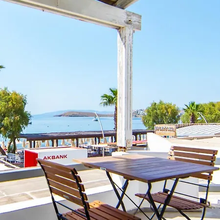 Kefi Beach&suites Hotel 3*