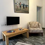 Hotel Kefi & 3*