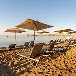 Hotel Kefi & 3*