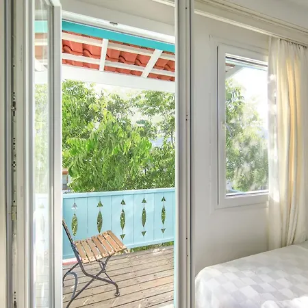 Kefi & 3* أورتاكنت