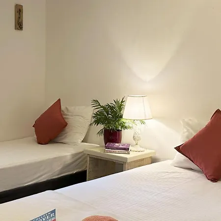 Hotel Kefi & 3*
