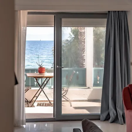 Kefi & Hotel 3*